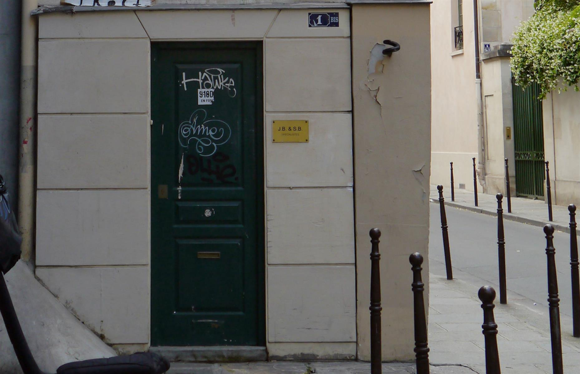 Les Specialistes, Paris, France